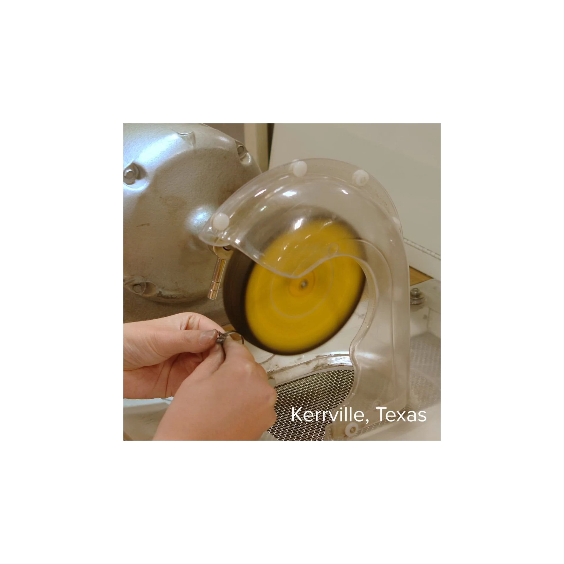 Oval Gemstone Ring - Image 5